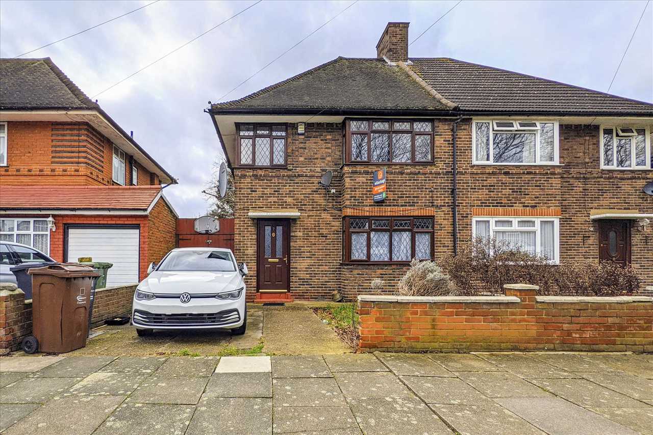 Thicket Grove, Dagenham, Essex, RM9