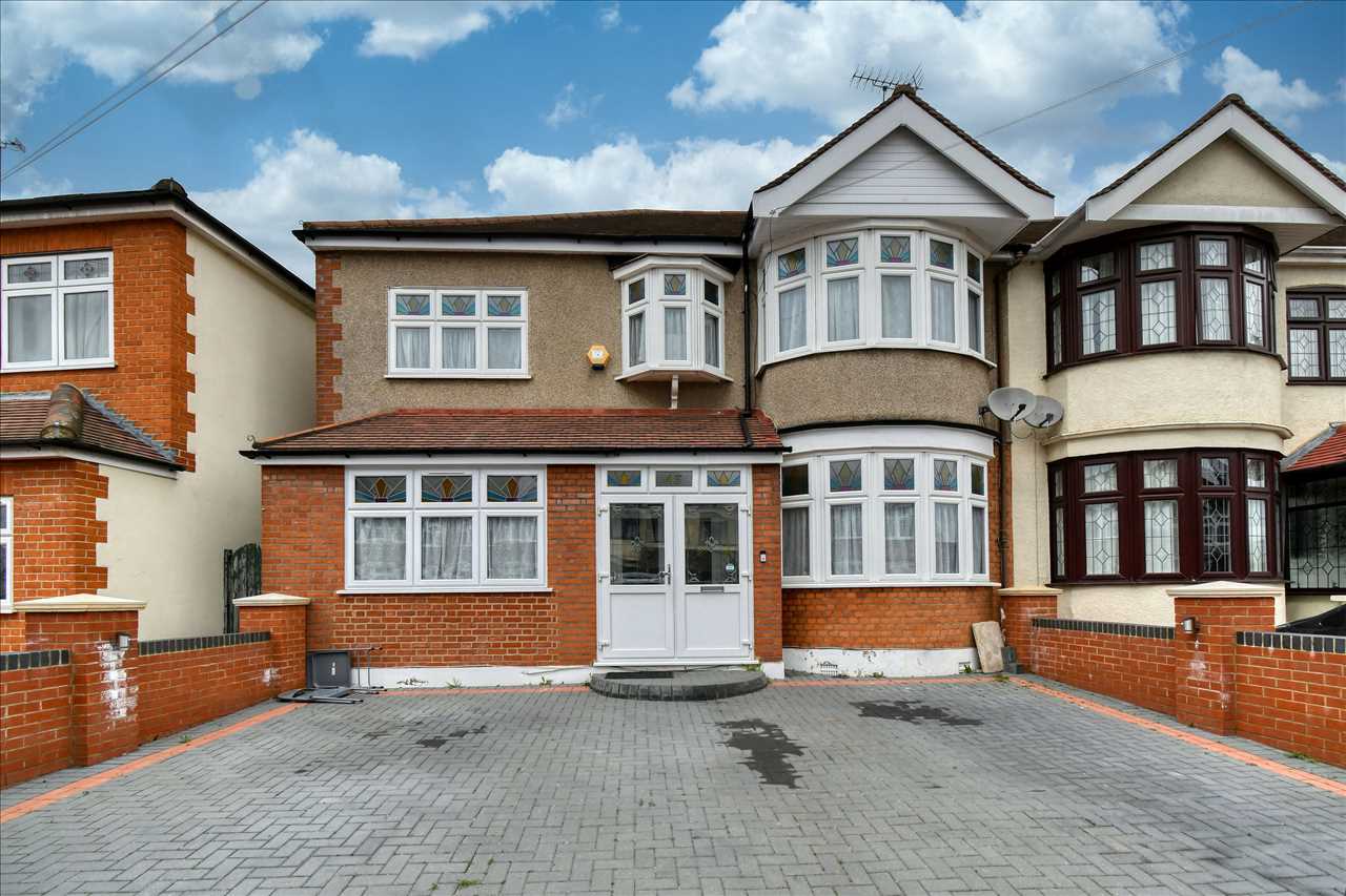 Norbury Gardens, Chadwell Heath, Romford, RM6