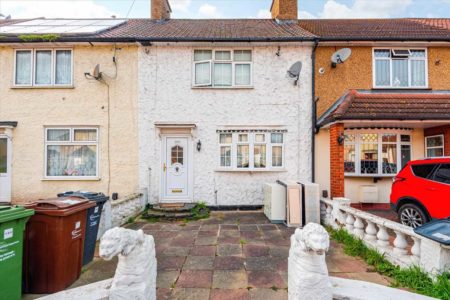 Treswell Road, Dagenham, RM9