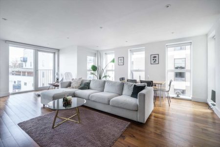 Grand Canal Apartments, De Beauvoir Crescent, London, N1