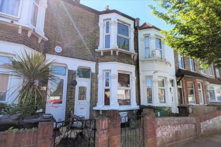 Birkbeck Road, Newbury Park